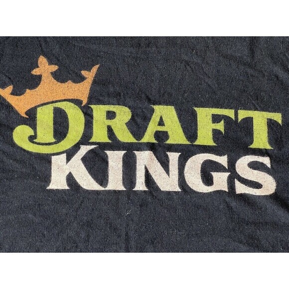 DRAFT KINGS Crew Neck Tee Shirt Men Small Black Subdued Logo Short Sleeve Cotton - Picture 5 of 5